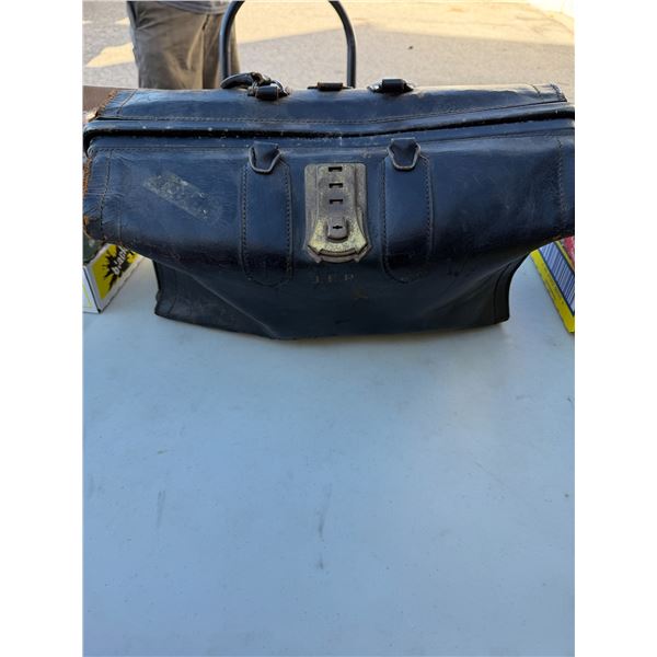 Antique Leather doctor bag