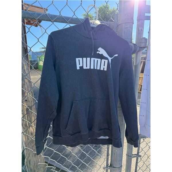 Puma sweatshirt size extra large  youth