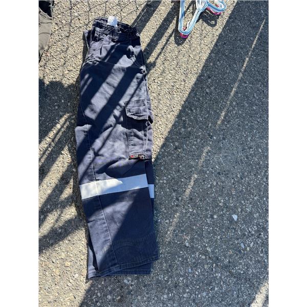 Pants size not shown
