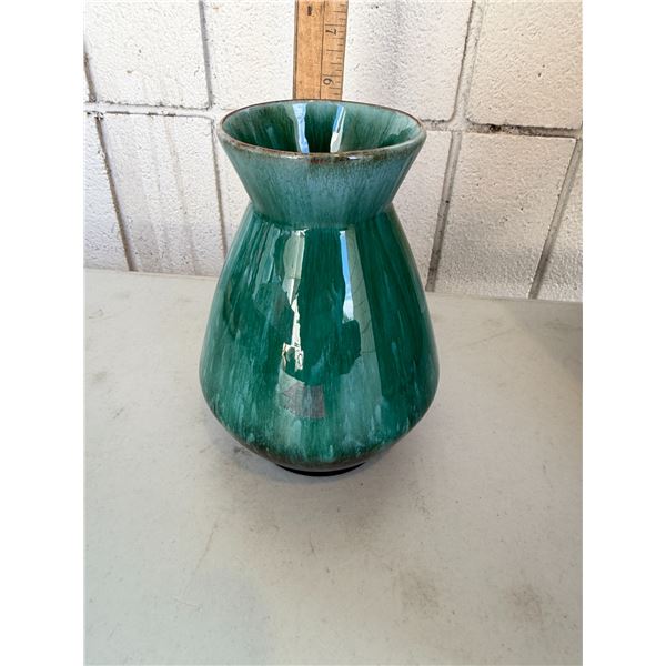 Blue Mountain pottery vase