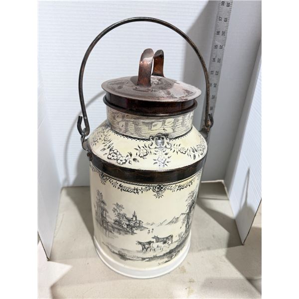 Decor canister