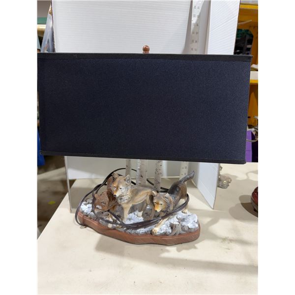 Table lamp