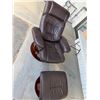 Image 2 : Chair Ottoman some wear