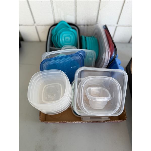 Reusable  containers and kitchen wraps