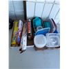 Image 2 : Reusable  containers and kitchen wraps