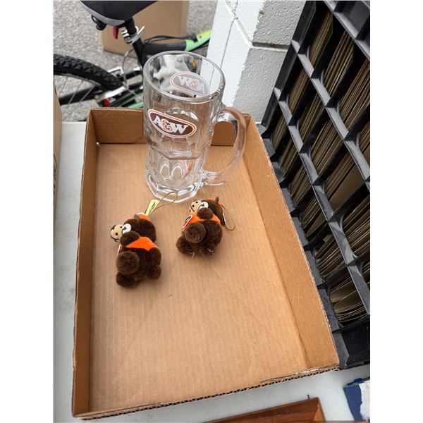 A&W mug and bear ornament