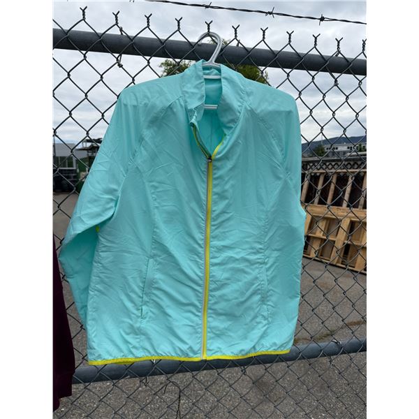 Windbreaker jacket size not shown