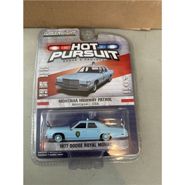 Hot pursuit 1977 Dodge Royal Monaco