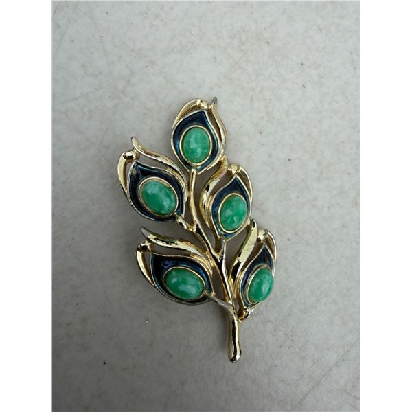 Brooch
