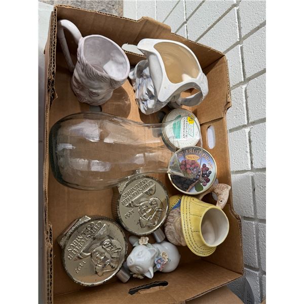 lot of collectibles