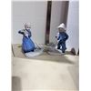 Image 1 : vintage Holland Mold porcelain figurines goose on one has been repaired see Picture