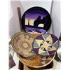 Image 1 : Baskets and other decor