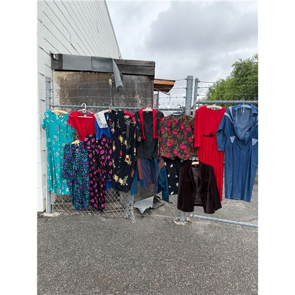 Clothing size 14 to 18
