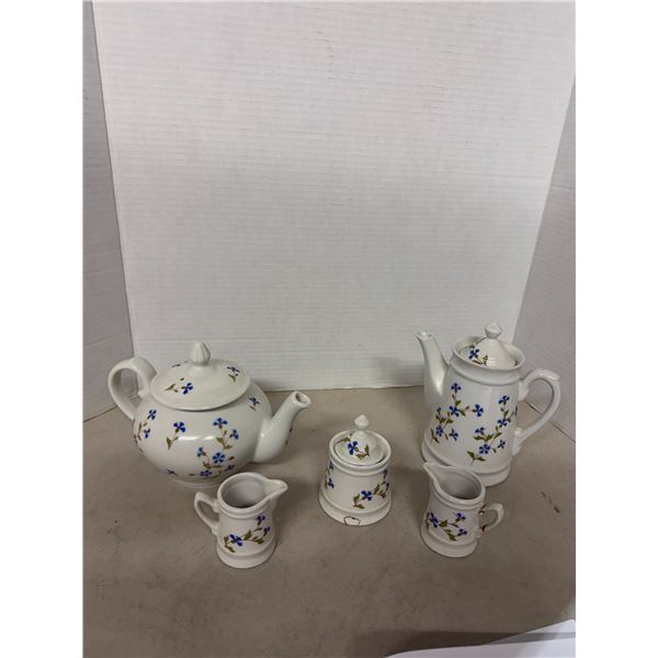 APILCO dishware has some repairs