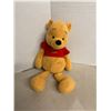 Image 1 : Winnie the Pooh stuffy