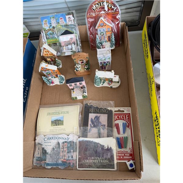 Lite Christmas decor and other items