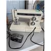 Image 1 : Kenmore sewing machine