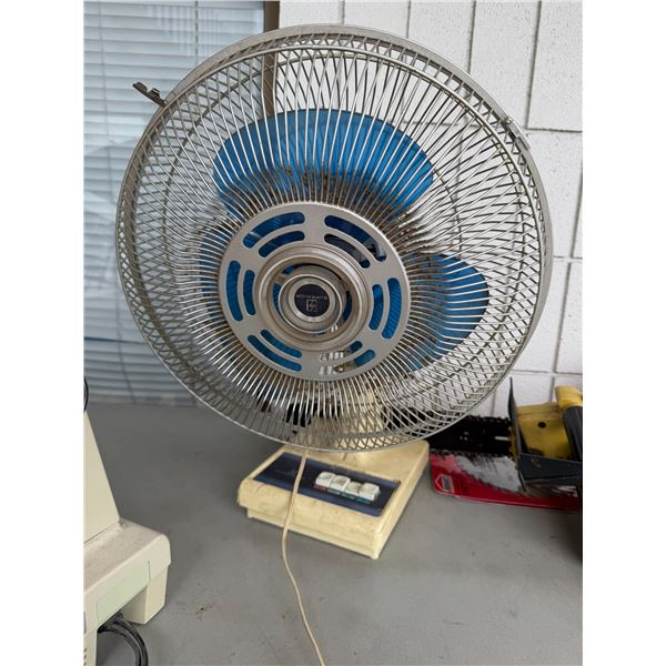 Table fan