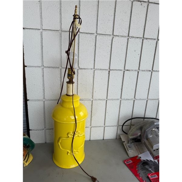 Lamp base