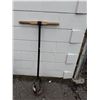 Image 1 : Post Hole digger
