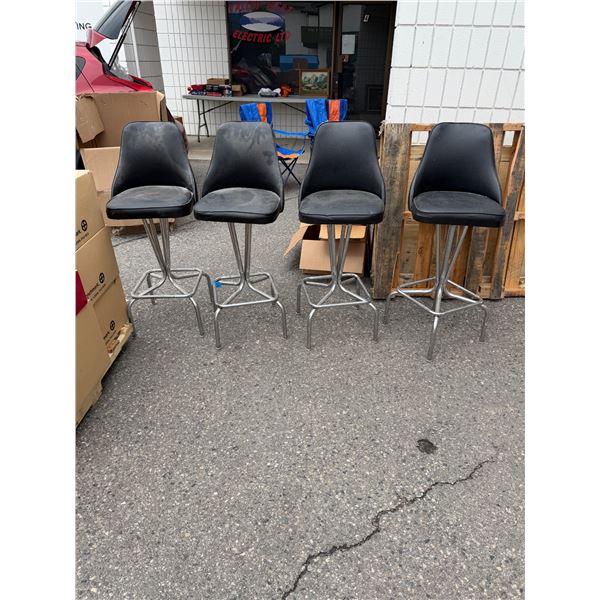 4 swivel stools 30 inches to seat