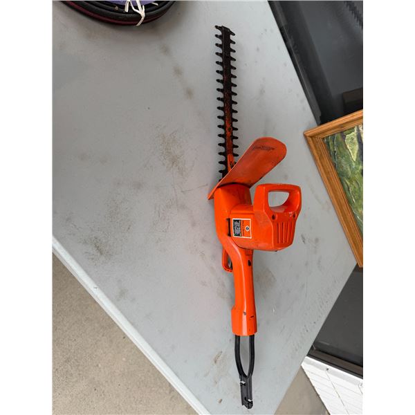 Black & Decker hedge trimmer