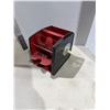 Image 1 : Card shuffler or dispenser