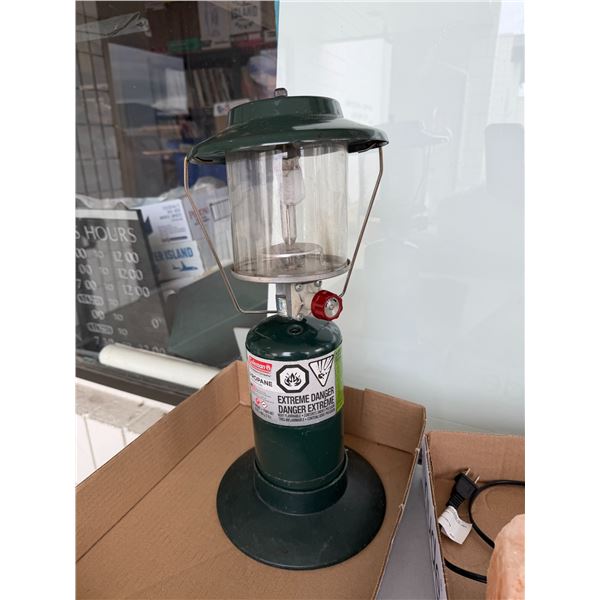 Coleman lantern