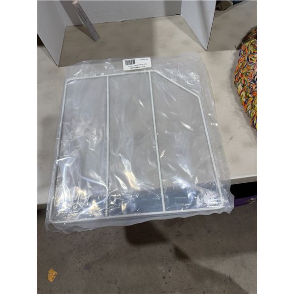 Tray divider 18 H inch white