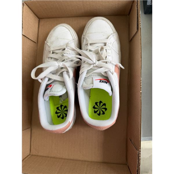 Nike shoes, size 6