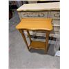 Image 1 : Side table entry table 20" x 11" x 29" tall