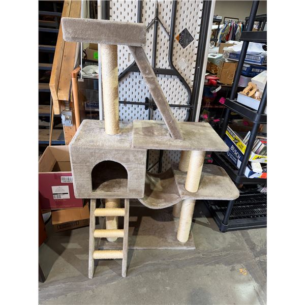 Cat tree
