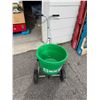 Image 1 : Spreader