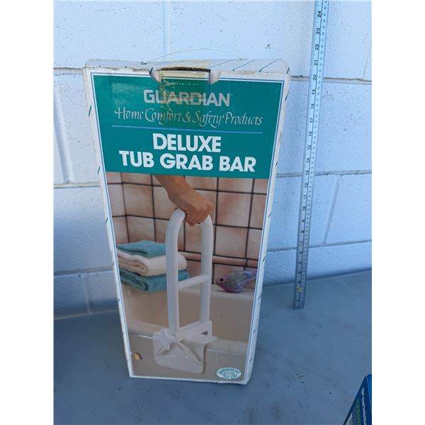 Deluxe grab bar