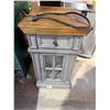 Image 1 : Side table