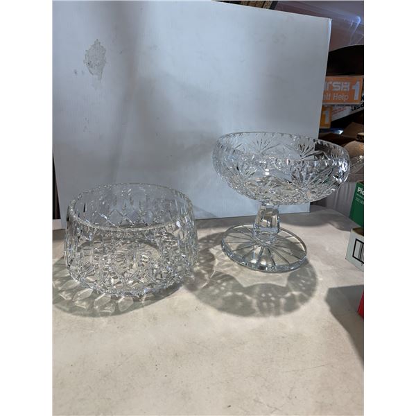 Pedestal crystal bowl and other crystal bowl