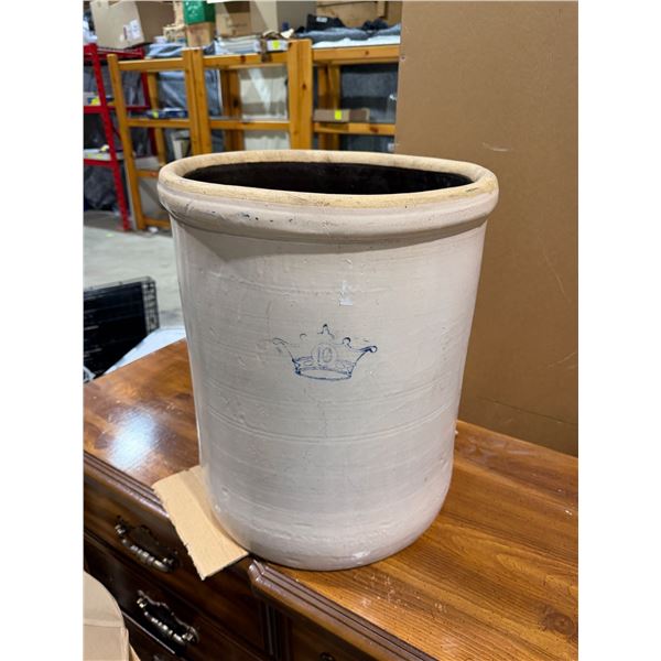 Large crock
