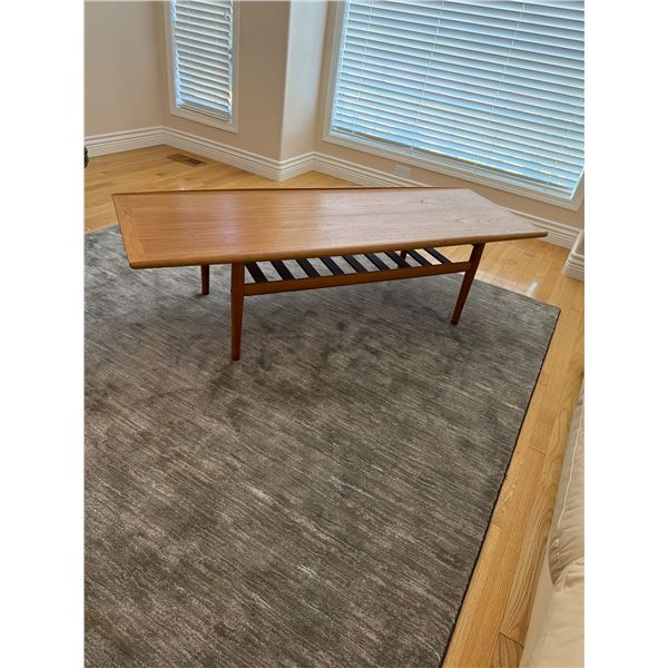 teak coffee table 63x23x17