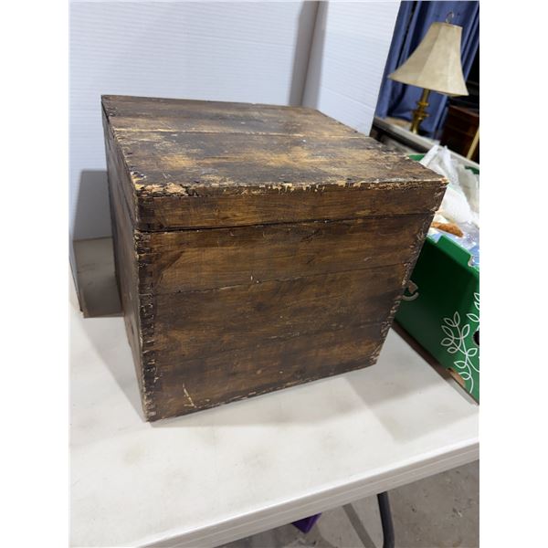 Antiques wood box