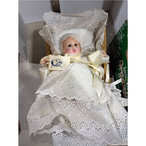 Vintage, Gerber, baby Play-doll like New