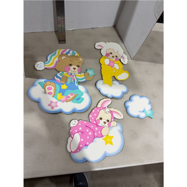 Nursery wall hangings