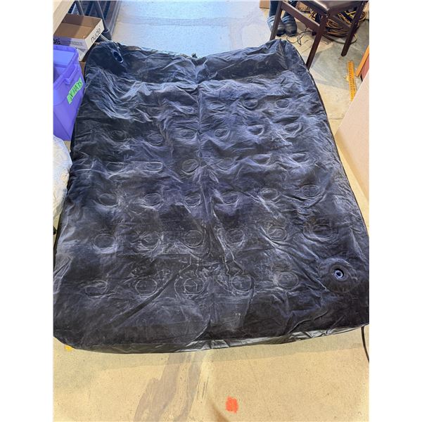 Blowup air mattress