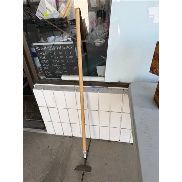 Hoe