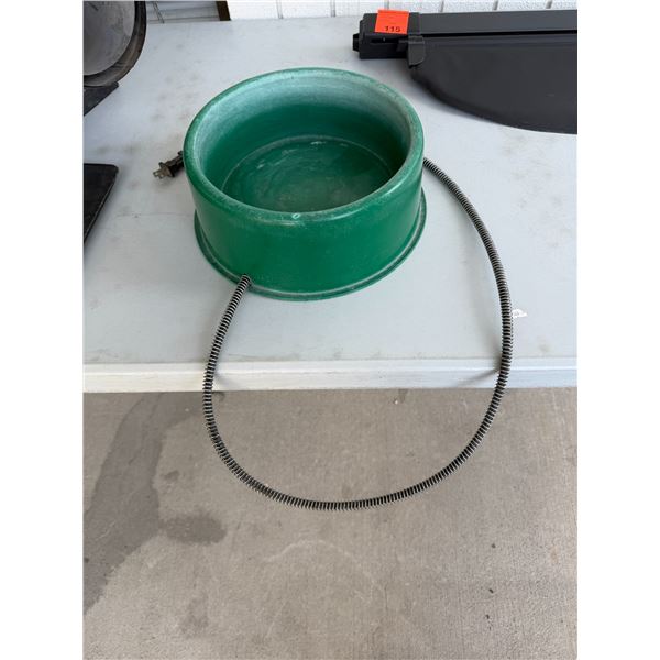 Heated water tray