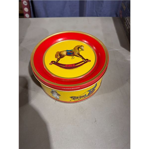1989 Saweetie bear bakery tin