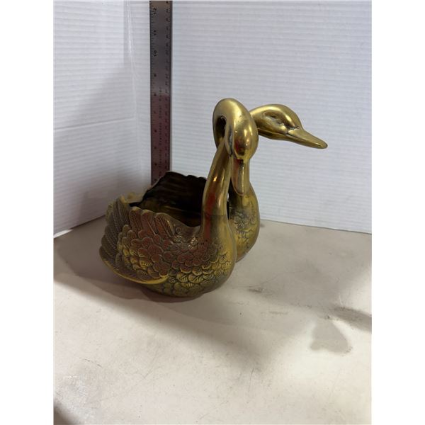 Swan brass planter