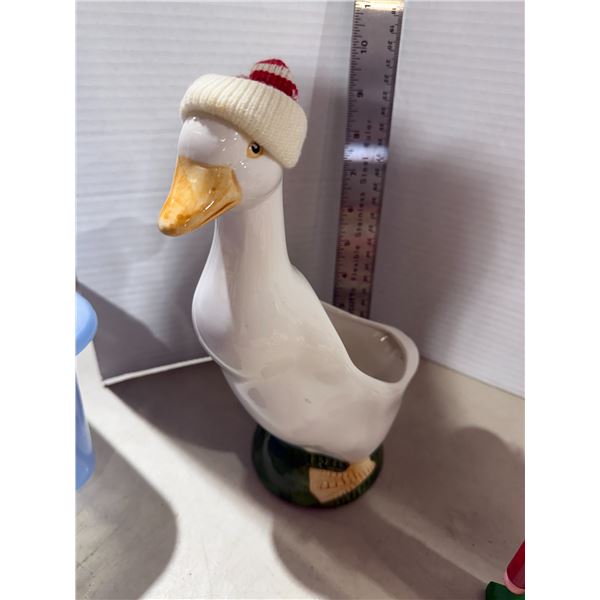 Porch duck