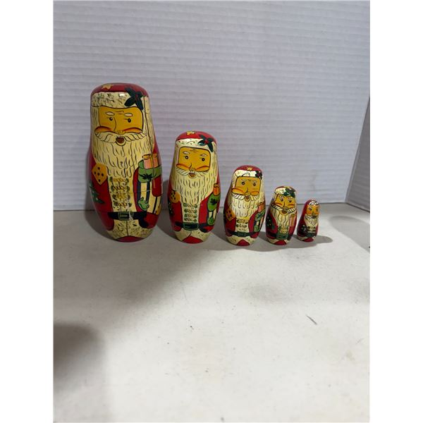 Christmas nesting dolls