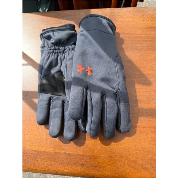 Under Armour gloves