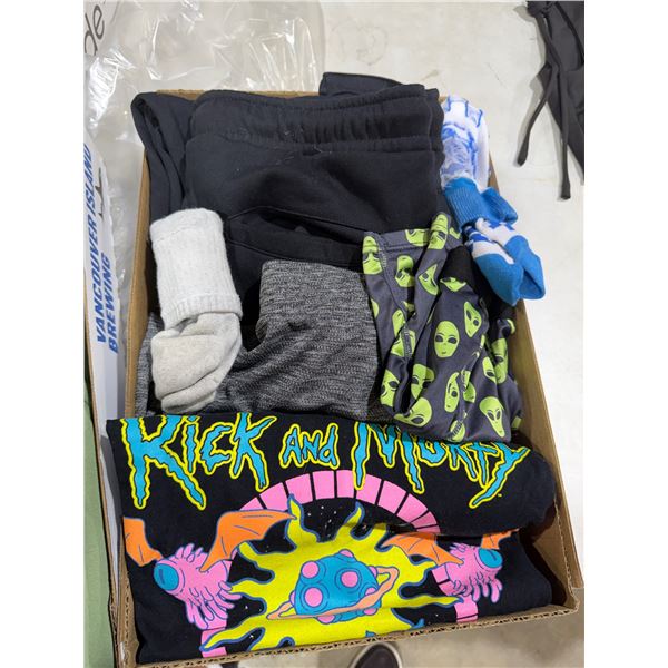 Children's clothing size large/extra large